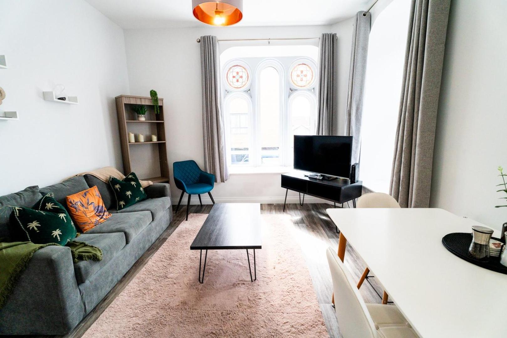 Апартаменты Free Parking | Smart Tv | 4 Guests Суонси Номер фото