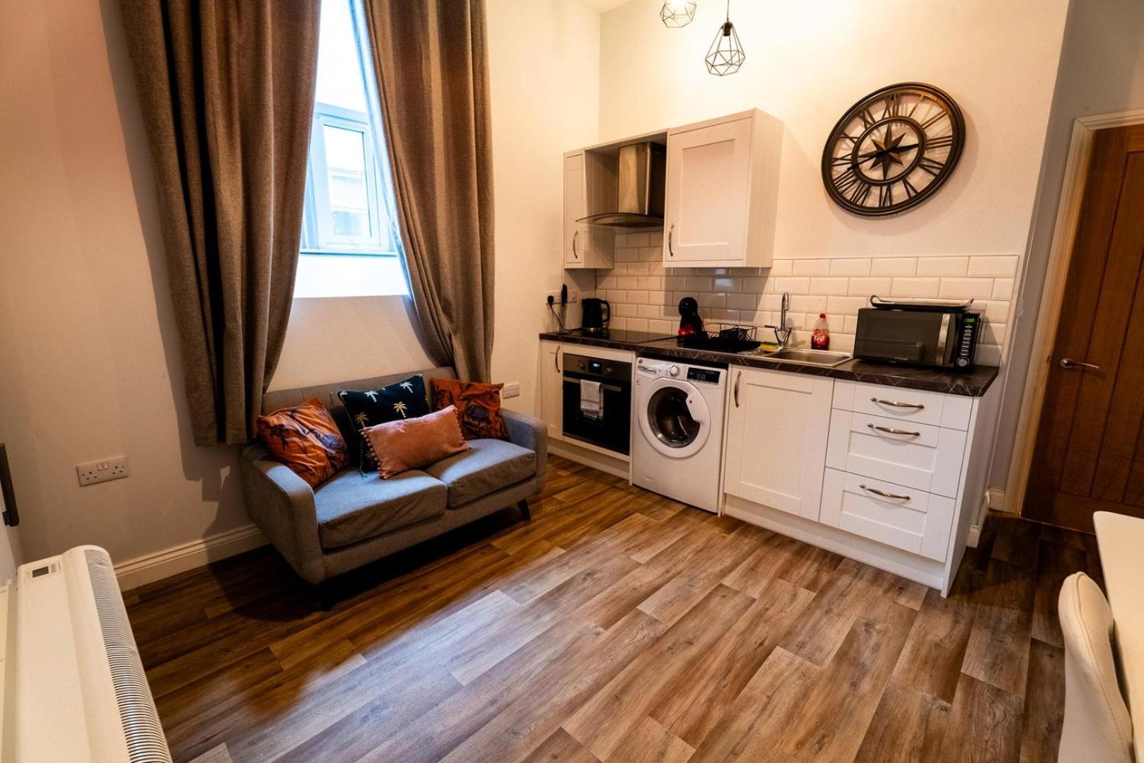 Апартаменты Free Parking | Smart Tv | 4 Guests Суонси Номер фото